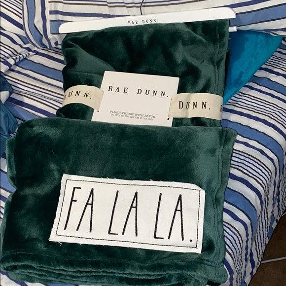 Rae Dunn Blanket